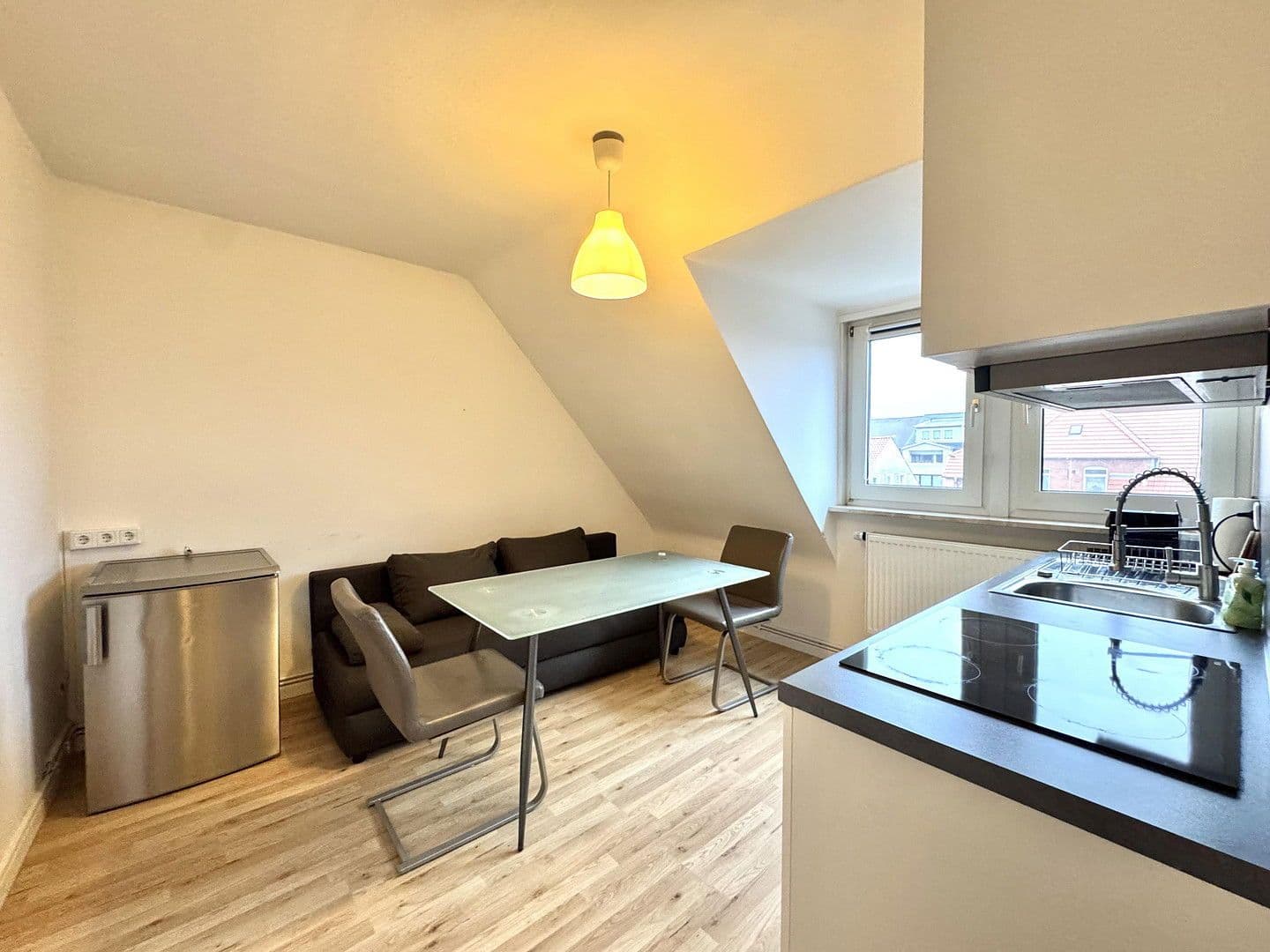 Pronájem bytu 2+1 43 m², Henckellweg 13, Hannover, Dolní Sasko Pronájem bytu 2+1 43 m², Henckellweg 13, Hannover, Dolní Sasko