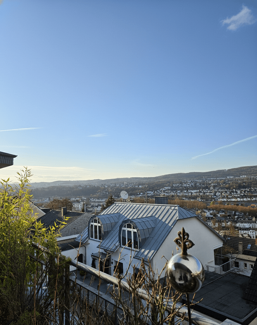 Prodej domu 302 m², pozemek 388 m², Koblenz, Porýní-Falc Prodej domu 302 m², pozemek 388 m², Koblenz, Porýní-Falc