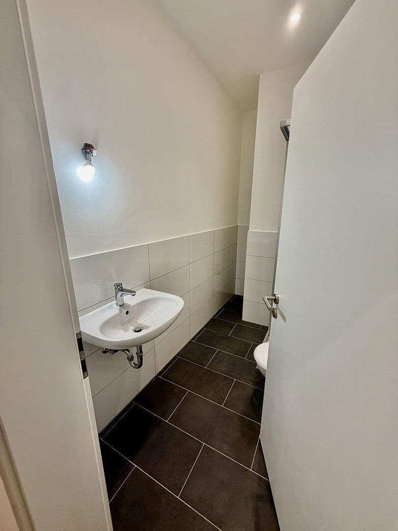 Prodej bytu 2+1 61 m², Köln, Severní Porýní-Vestfálsko Prodej bytu 2+1 61 m², Köln, Severní Porýní-Vestfálsko