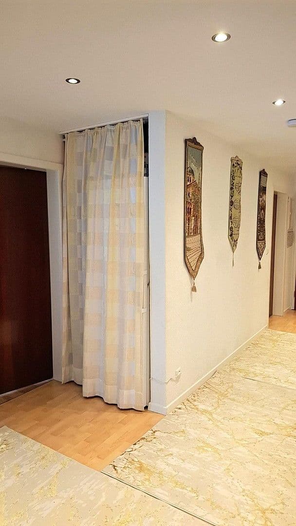 Prodej bytu 4+1 101 m², Winnenden, Bádensko-Württembersko Prodej bytu 4+1 101 m², Winnenden, Bádensko-Württembersko