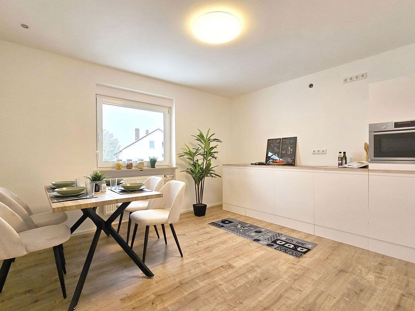 Prodej bytu 3+1 91 m², Herbststr, Amberg, Bavorsko Prodej bytu 3+1 91 m², Herbststr, Amberg, Bavorsko