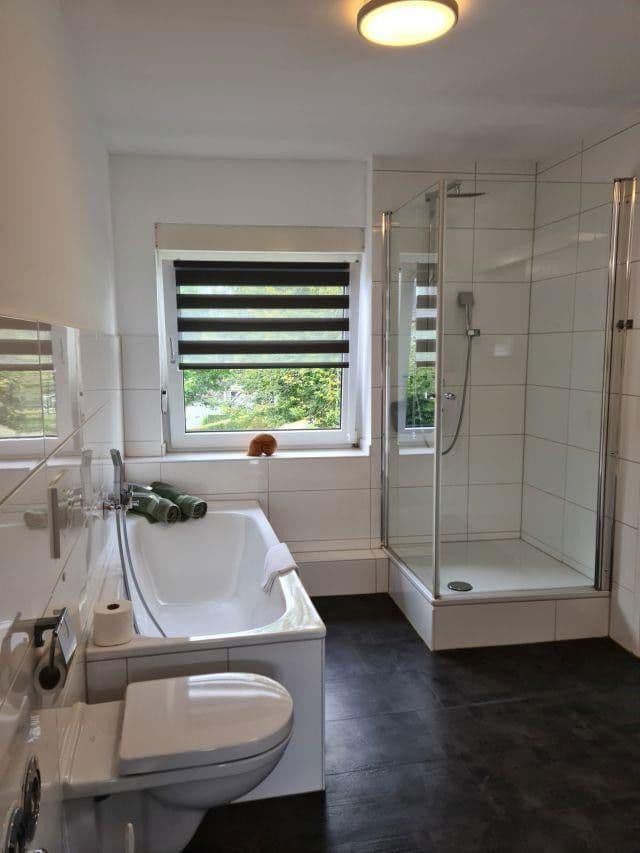 Prodej domu 365 m², pozemek 218 m², Jakobusstraße 16, Meschede, Severní Porýní-Vestfálsko Prodej domu 365 m², pozemek 218 m², Jakobusstraße 16, Meschede, Severní Porýní-Vestfálsko