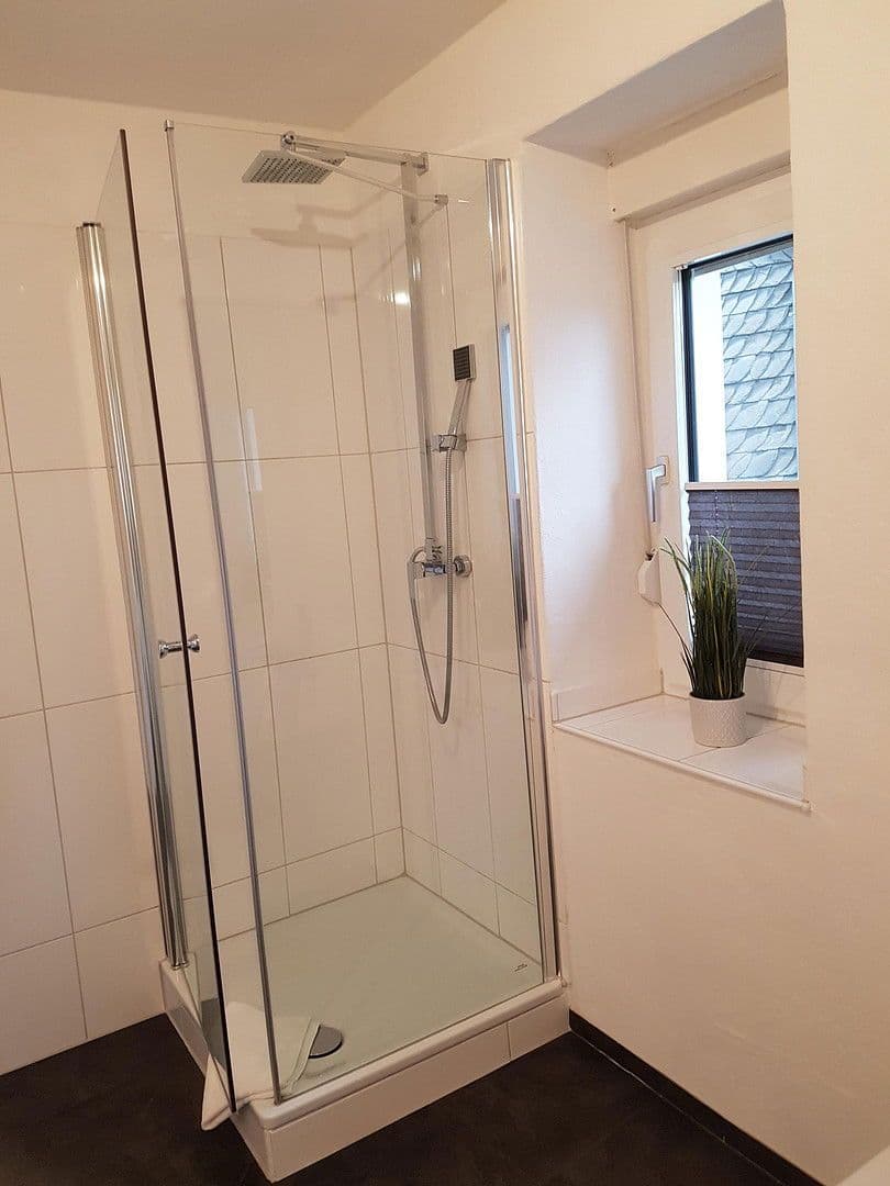 Prodej domu 365 m², pozemek 218 m², Jakobusstraße 16, Meschede, Severní Porýní-Vestfálsko Prodej domu 365 m², pozemek 218 m², Jakobusstraße 16, Meschede, Severní Porýní-Vestfálsko