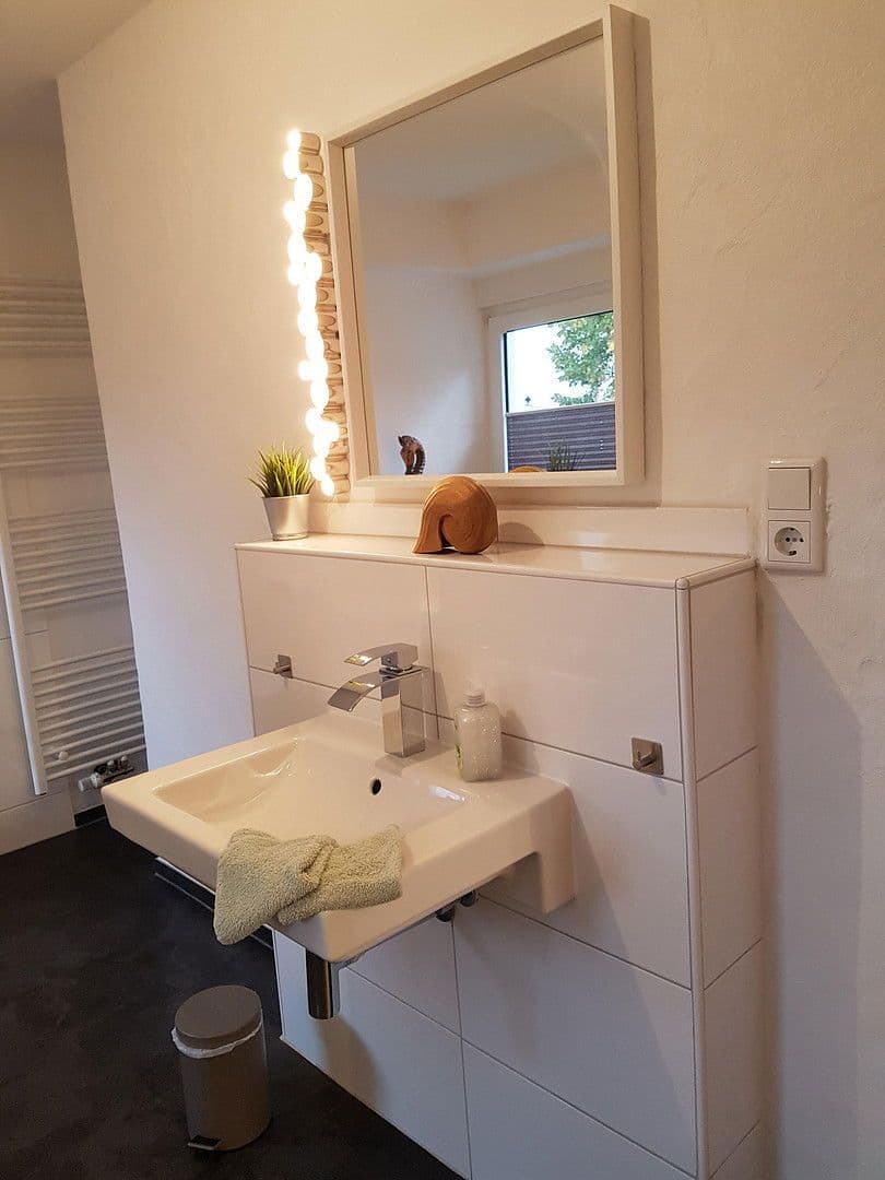 Prodej domu 365 m², pozemek 218 m², Jakobusstraße 16, Meschede, Severní Porýní-Vestfálsko Prodej domu 365 m², pozemek 218 m², Jakobusstraße 16, Meschede, Severní Porýní-Vestfálsko