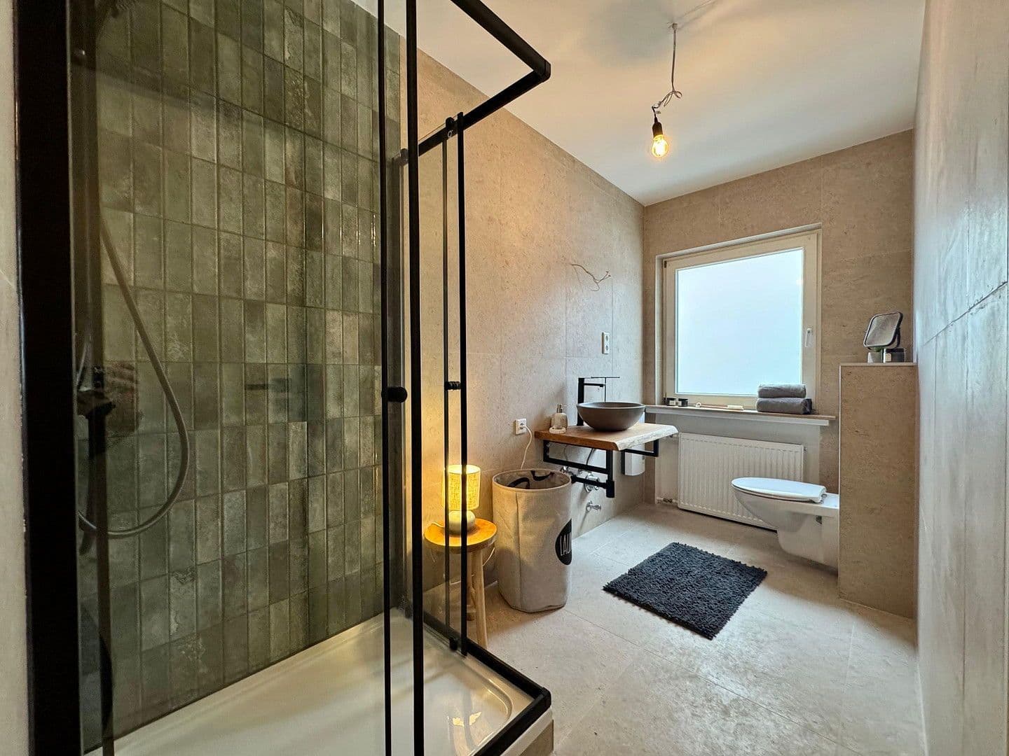 Prodej bytu 3+1 70 m², Berliner Straße 23, Bremen, Bremen Prodej bytu 3+1 70 m², Berliner Straße 23, Bremen, Bremen