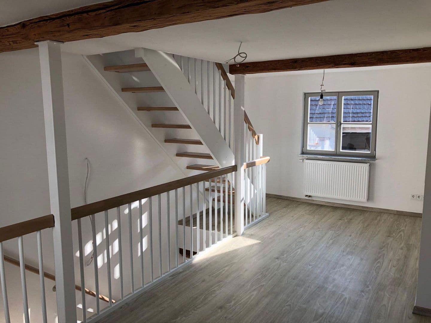 Pronájem domu 135 m², pozemek 45 m², Flörsheim, Hessen Pronájem domu 135 m², pozemek 45 m², Flörsheim, Hessen