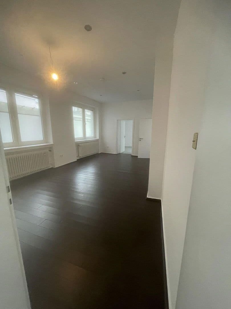 Pronájem bytu 4+1 80 m², Frankenstrasse 2, Dortmund, Severní Porýní-Vestfálsko Pronájem bytu 4+1 80 m², Frankenstrasse 2, Dortmund, Severní Porýní-Vestfálsko