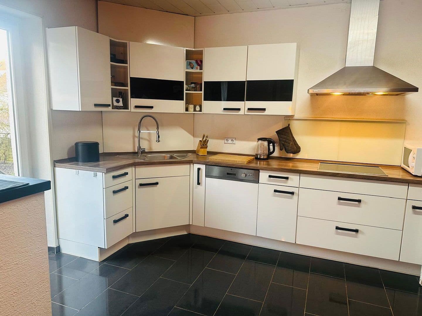 Pronájem domu 105 m², pozemek 1.100 m², Nalbach, Země Sársko Pronájem domu 105 m², pozemek 1.100 m², Nalbach, Země Sársko