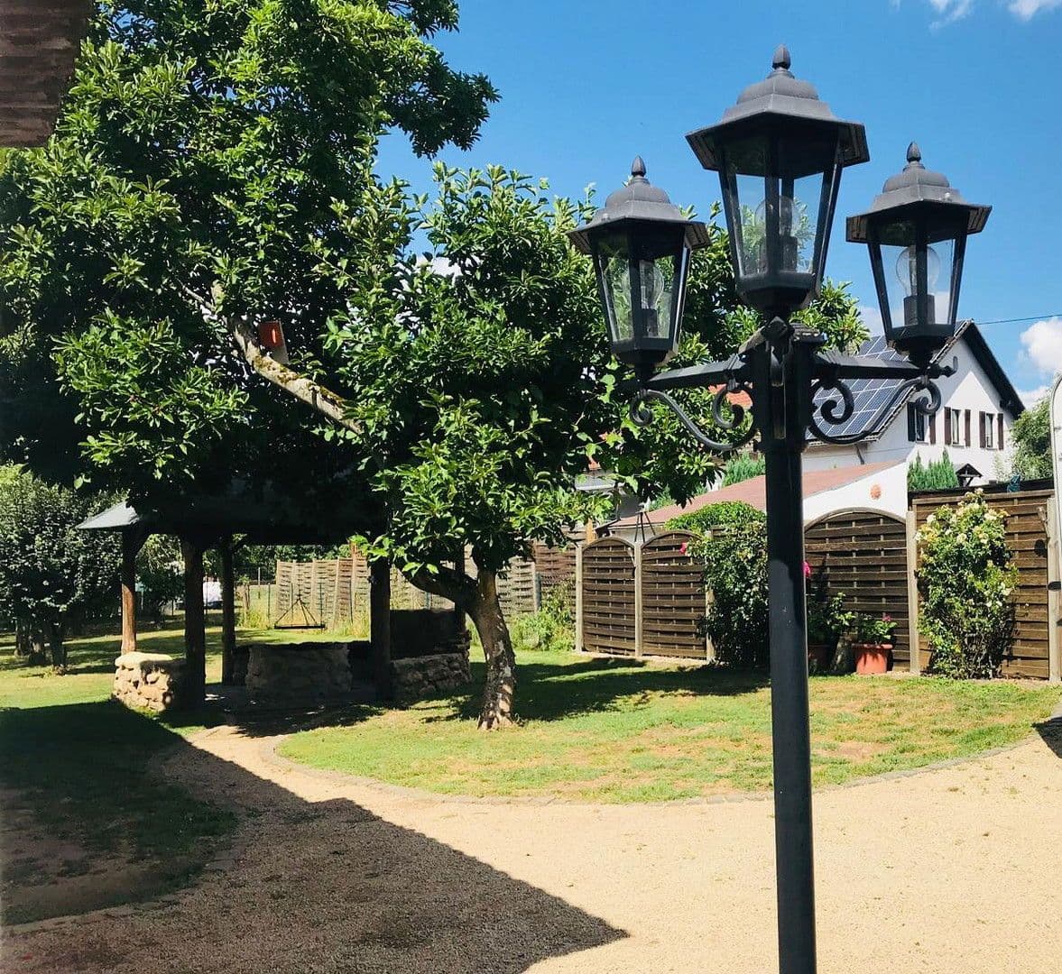 Pronájem domu 105 m², pozemek 1.100 m², Nalbach, Země Sársko Pronájem domu 105 m², pozemek 1.100 m², Nalbach, Země Sársko