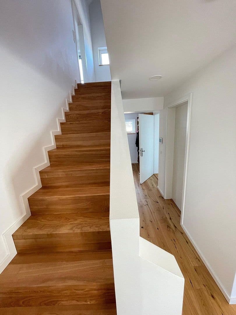 Prodej bytu 7+1 159 m², Kahl am Main, Bavorsko Prodej bytu 7+1 159 m², Kahl am Main, Bavorsko