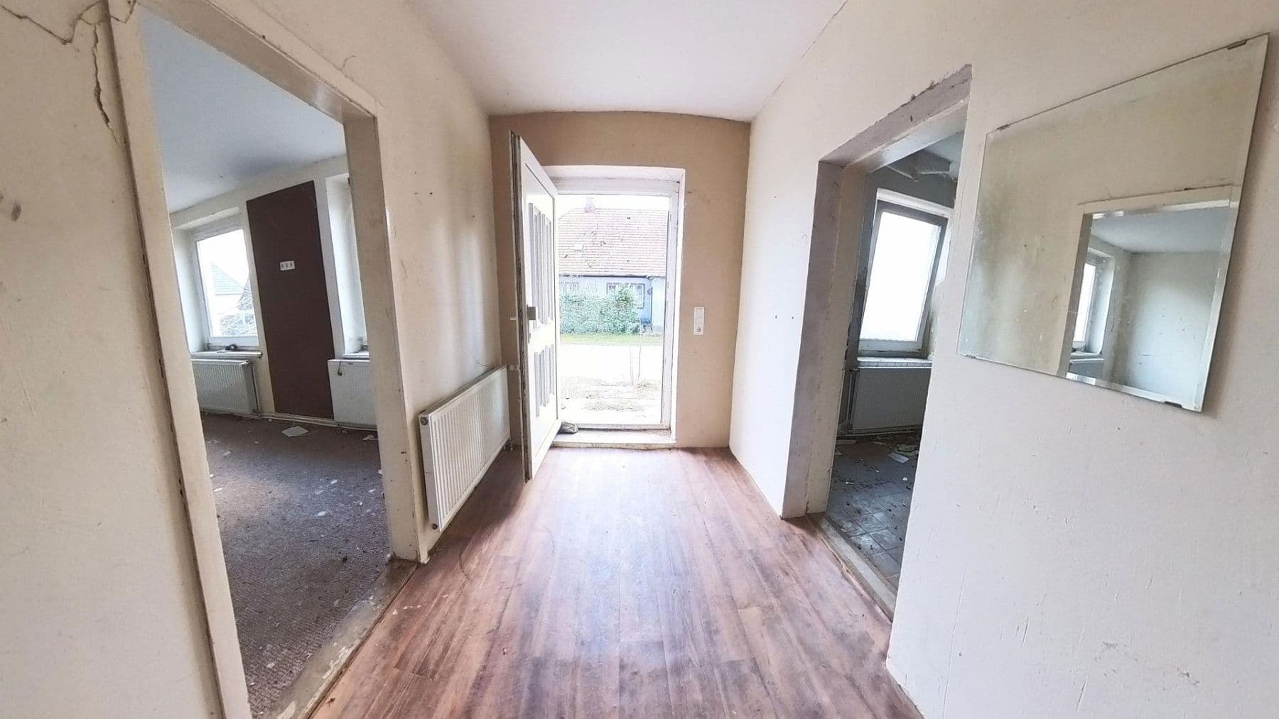 Prodej domu 170 m², pozemek 2.700 m², Warnowstr 14, Zölkow, Mecklenburg-Vorpommern Prodej domu 170 m², pozemek 2.700 m², Warnowstr 14, Zölkow, Mecklenburg-Vorpommern