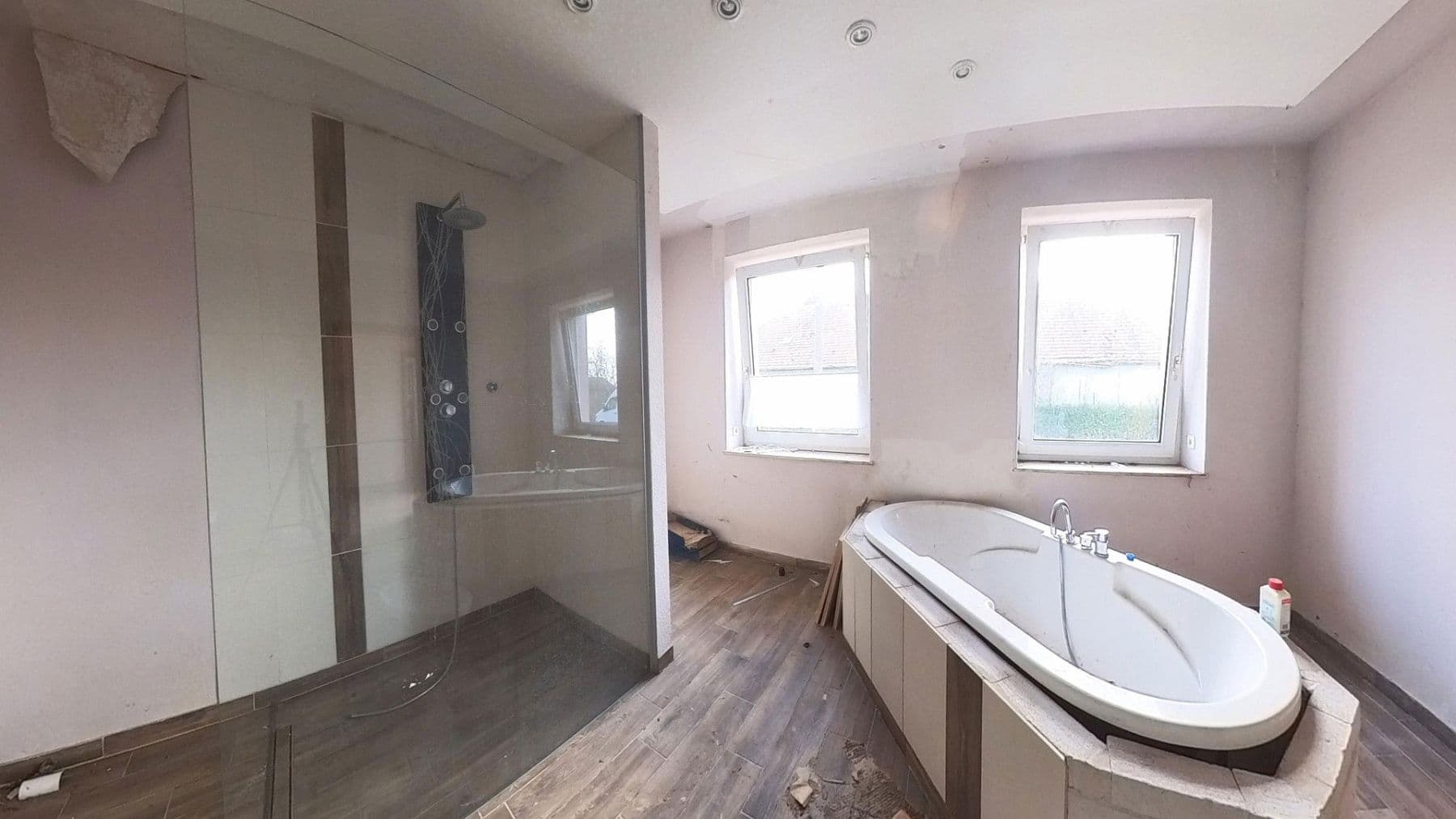 Prodej domu 170 m², pozemek 2.700 m², Warnowstr 14, Zölkow, Mecklenburg-Vorpommern Prodej domu 170 m², pozemek 2.700 m², Warnowstr 14, Zölkow, Mecklenburg-Vorpommern