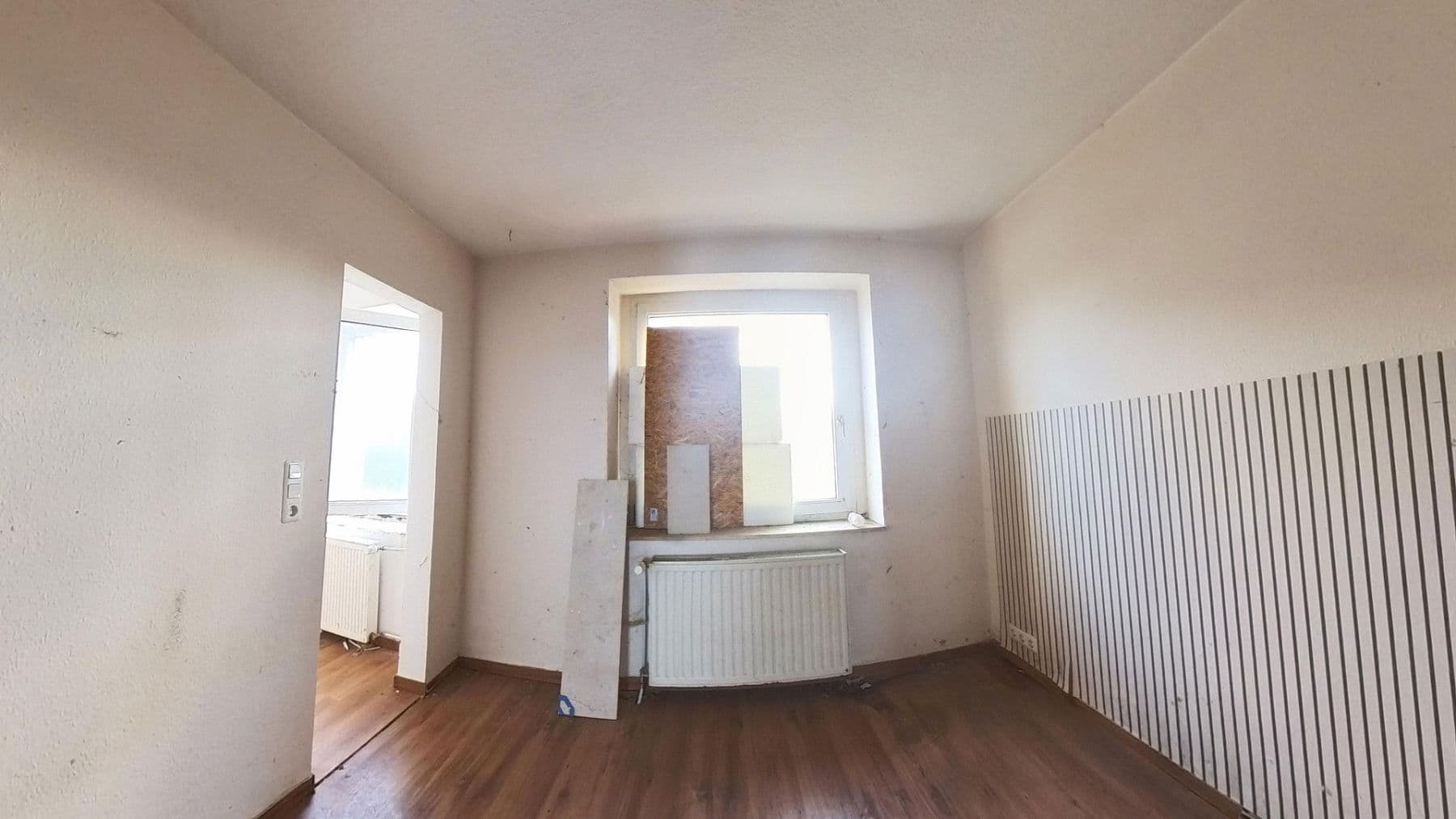 Prodej domu 170 m², pozemek 2.700 m², Warnowstr 14, Zölkow, Mecklenburg-Vorpommern Prodej domu 170 m², pozemek 2.700 m², Warnowstr 14, Zölkow, Mecklenburg-Vorpommern