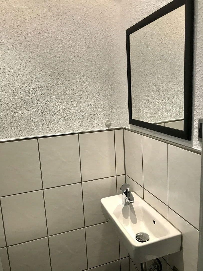 Pronájem bytu 2+1 33 m², Brauerstrasse 1, Essen, Severní Porýní-Vestfálsko Pronájem bytu 2+1 33 m², Brauerstrasse 1, Essen, Severní Porýní-Vestfálsko