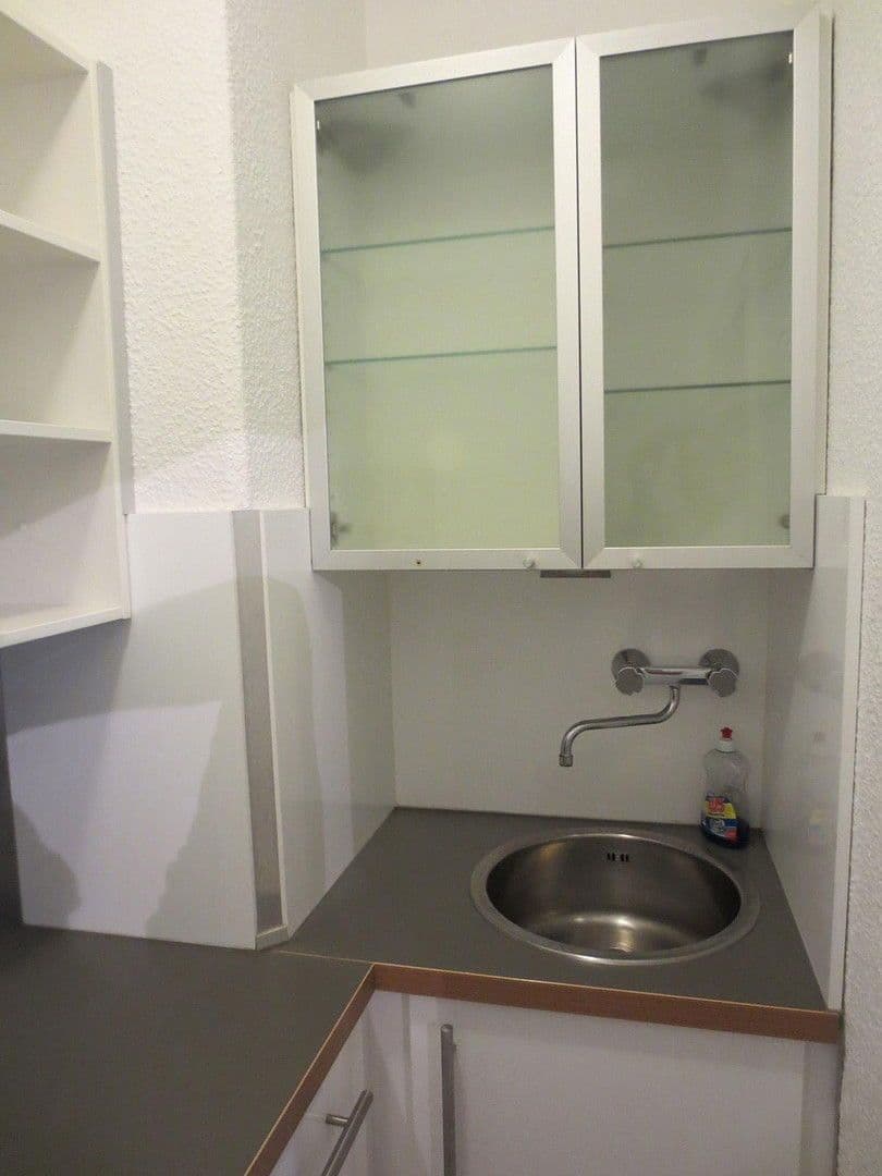 Pronájem bytu 2+1 33 m², Brauerstrasse 1, Essen, Severní Porýní-Vestfálsko Pronájem bytu 2+1 33 m², Brauerstrasse 1, Essen, Severní Porýní-Vestfálsko