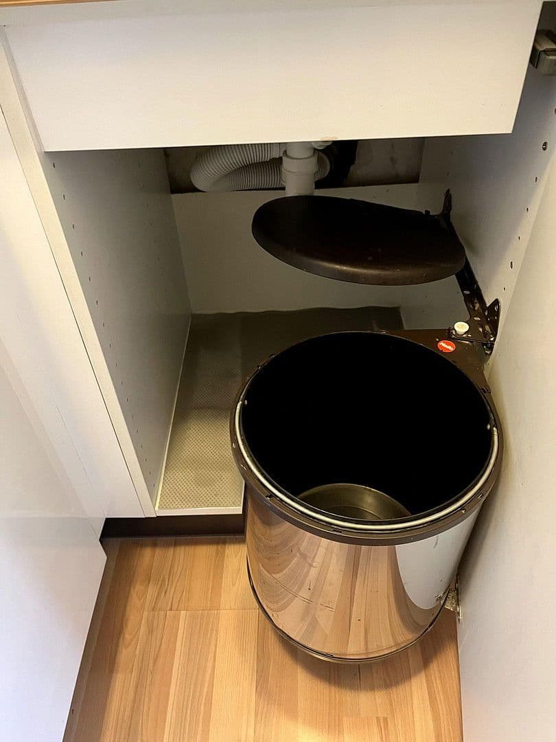 Pronájem bytu 2+1 33 m², Brauerstrasse 1, Essen, Severní Porýní-Vestfálsko Pronájem bytu 2+1 33 m², Brauerstrasse 1, Essen, Severní Porýní-Vestfálsko