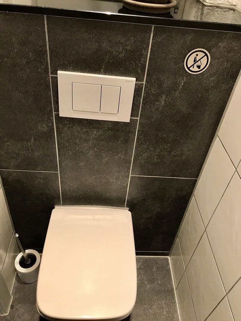 Pronájem bytu 2+1 33 m², Brauerstrasse 1, Essen, Severní Porýní-Vestfálsko Pronájem bytu 2+1 33 m², Brauerstrasse 1, Essen, Severní Porýní-Vestfálsko