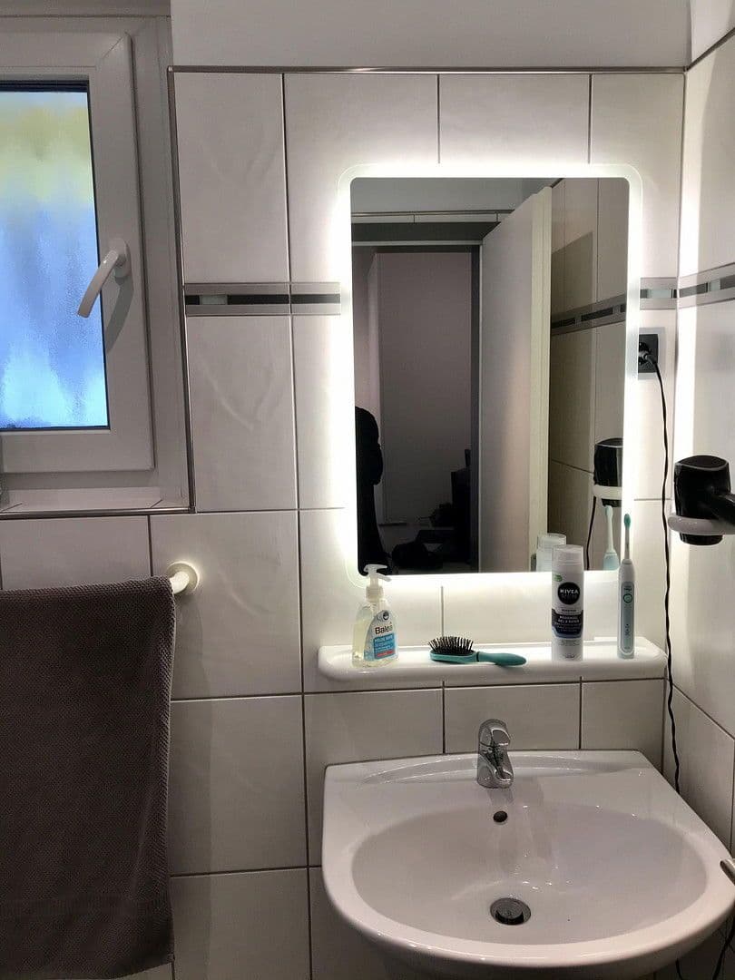 Pronájem bytu 2+1 33 m², Brauerstrasse 1, Essen, Severní Porýní-Vestfálsko Pronájem bytu 2+1 33 m², Brauerstrasse 1, Essen, Severní Porýní-Vestfálsko