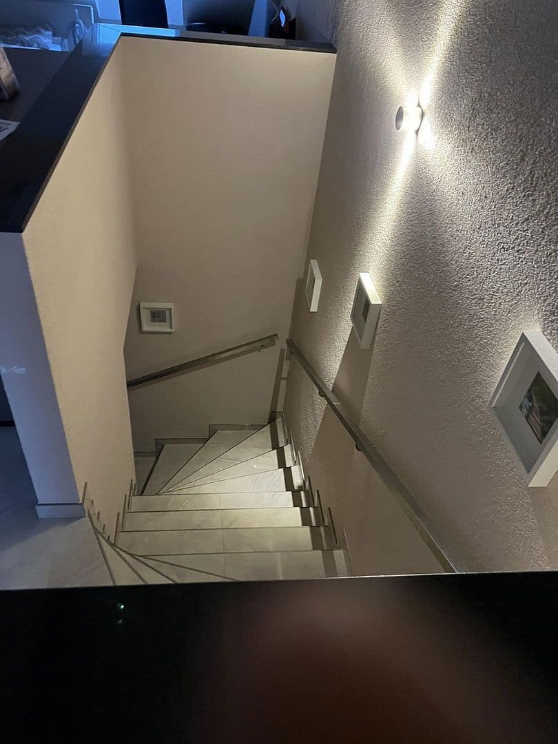 Prodej domu 170 m², pozemek 198 m², An der Molkeswiese 4, Egelsbach, Hessen Prodej domu 170 m², pozemek 198 m², An der Molkeswiese 4, Egelsbach, Hessen