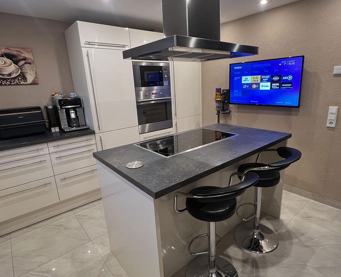 Prodej domu 170 m², pozemek 198 m², An der Molkeswiese 4, Egelsbach, Hessen Prodej domu 170 m², pozemek 198 m², An der Molkeswiese 4, Egelsbach, Hessen