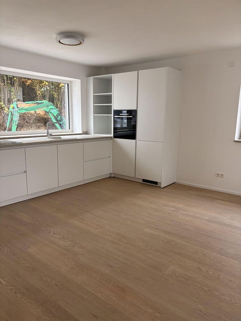 Pronájem bytu 3+1 106 m², Gartenstraße 32, Lauchheim, Bádensko-Württembersko Pronájem bytu 3+1 106 m², Gartenstraße 32, Lauchheim, Bádensko-Württembersko
