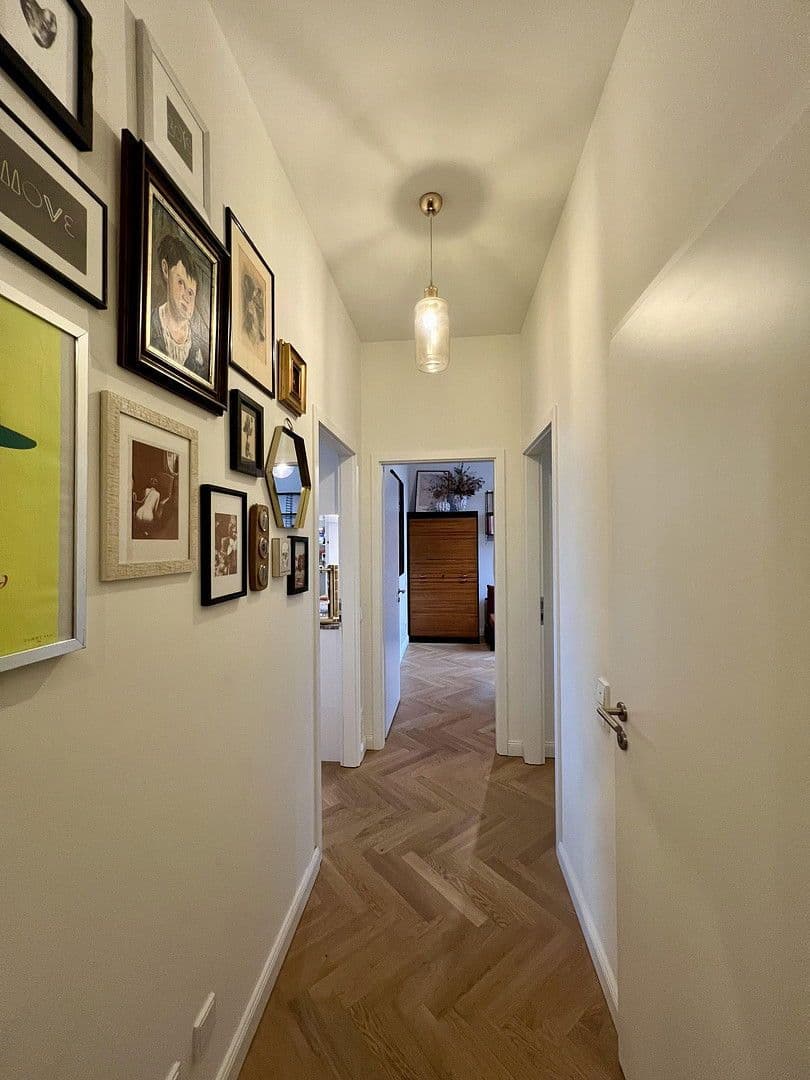 Pronájem bytu 3+1 90 m², Kommandantenstr 75, Berlin, Berlín Pronájem bytu 3+1 90 m², Kommandantenstr 75, Berlin, Berlín