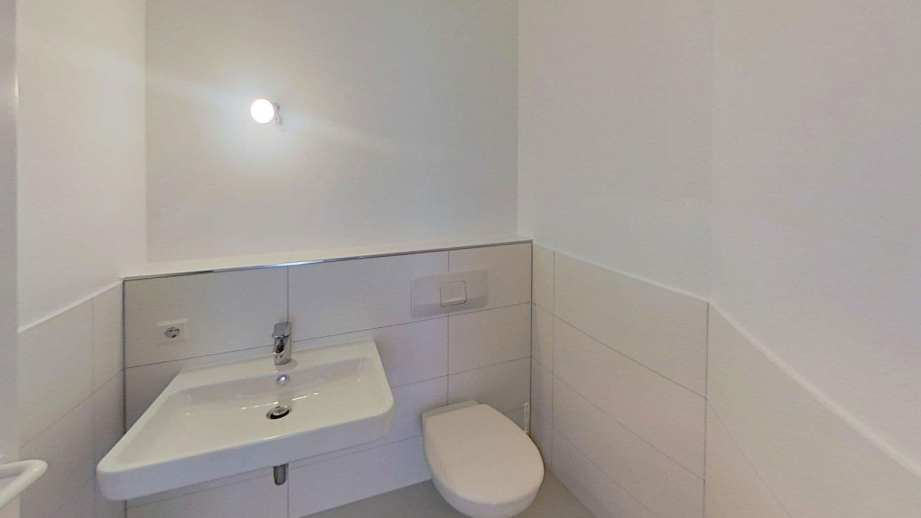 Pronájem bytu 7+1 312 m², Lehenstr. 25, Donaueschingen, Bádensko-Württembersko Pronájem bytu 7+1 312 m², Lehenstr. 25, Donaueschingen, Bádensko-Württembersko