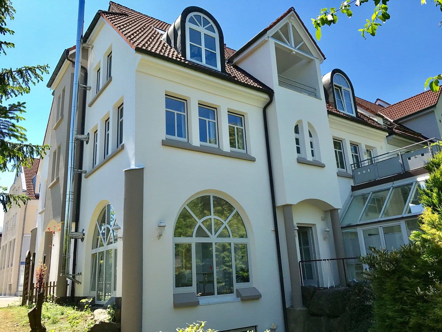 Pronájem bytu 7+1 312 m², Lehenstr. 25, Donaueschingen, Bádensko-Württembersko Pronájem bytu 7+1 312 m², Lehenstr. 25, Donaueschingen, Bádensko-Württembersko