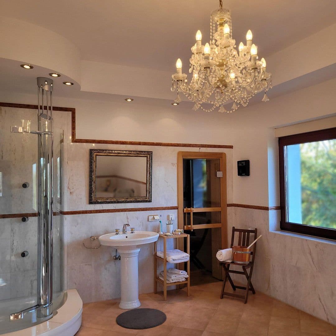 Prodej domu 162 m², pozemek 798 m², Berlin, Berlín Prodej domu 162 m², pozemek 798 m², Berlin, Berlín