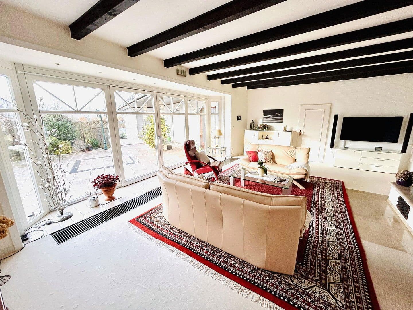 Prodej domu 175 m², pozemek 878 m², Im Wiesengrund 17, Steinburg, Šlesvicko-Holštýnsko Prodej domu 175 m², pozemek 878 m², Im Wiesengrund 17, Steinburg, Šlesvicko-Holštýnsko