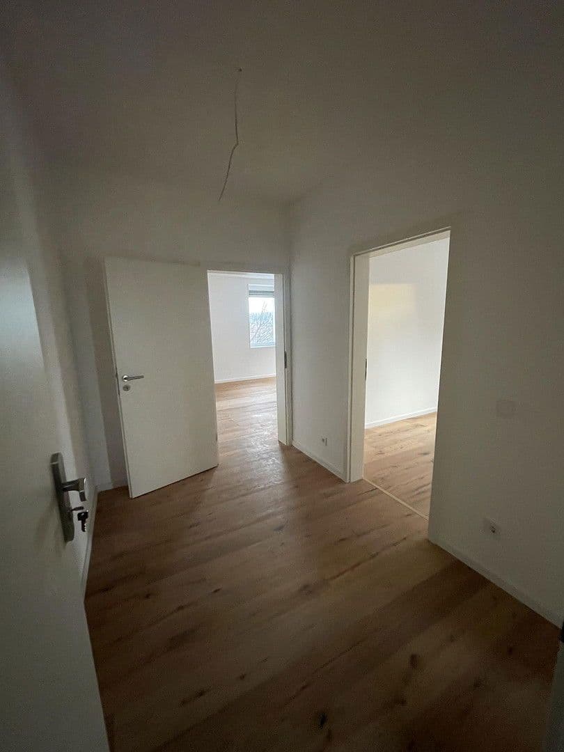 Pronájem bytu 3+1 65 m², Zabergäustr. 97, Stuttgart, Bádensko-Württembersko Pronájem bytu 3+1 65 m², Zabergäustr. 97, Stuttgart, Bádensko-Württembersko