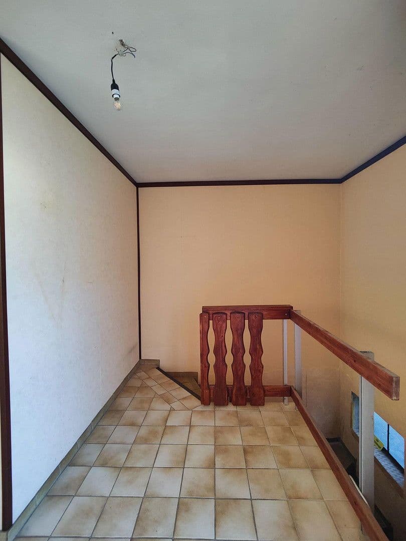 Prodej domu 120 m², pozemek 331 m², Budenheim, Porýní-Falc Prodej domu 120 m², pozemek 331 m², Budenheim, Porýní-Falc