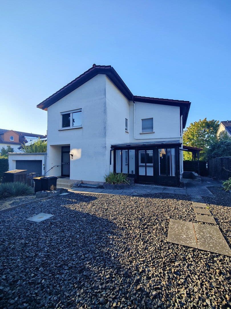 Prodej domu 120 m², pozemek 331 m², Budenheim, Porýní-Falc Prodej domu 120 m², pozemek 331 m², Budenheim, Porýní-Falc