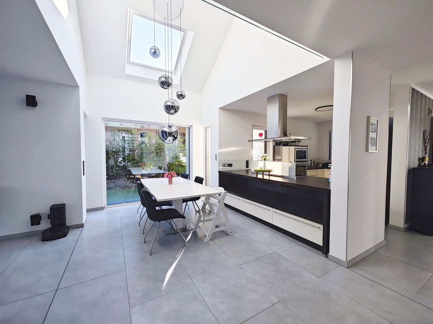 Prodej domu 163 m², pozemek 522 m², Rheinbach, Severní Porýní-Vestfálsko Prodej domu 163 m², pozemek 522 m², Rheinbach, Severní Porýní-Vestfálsko