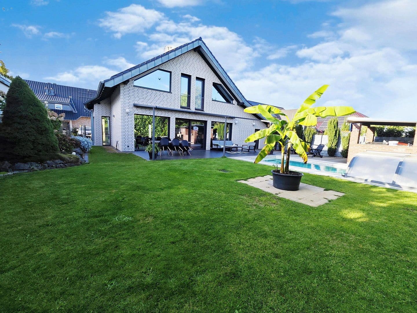 Prodej domu 163 m², pozemek 522 m², Rheinbach, Severní Porýní-Vestfálsko Prodej domu 163 m², pozemek 522 m², Rheinbach, Severní Porýní-Vestfálsko