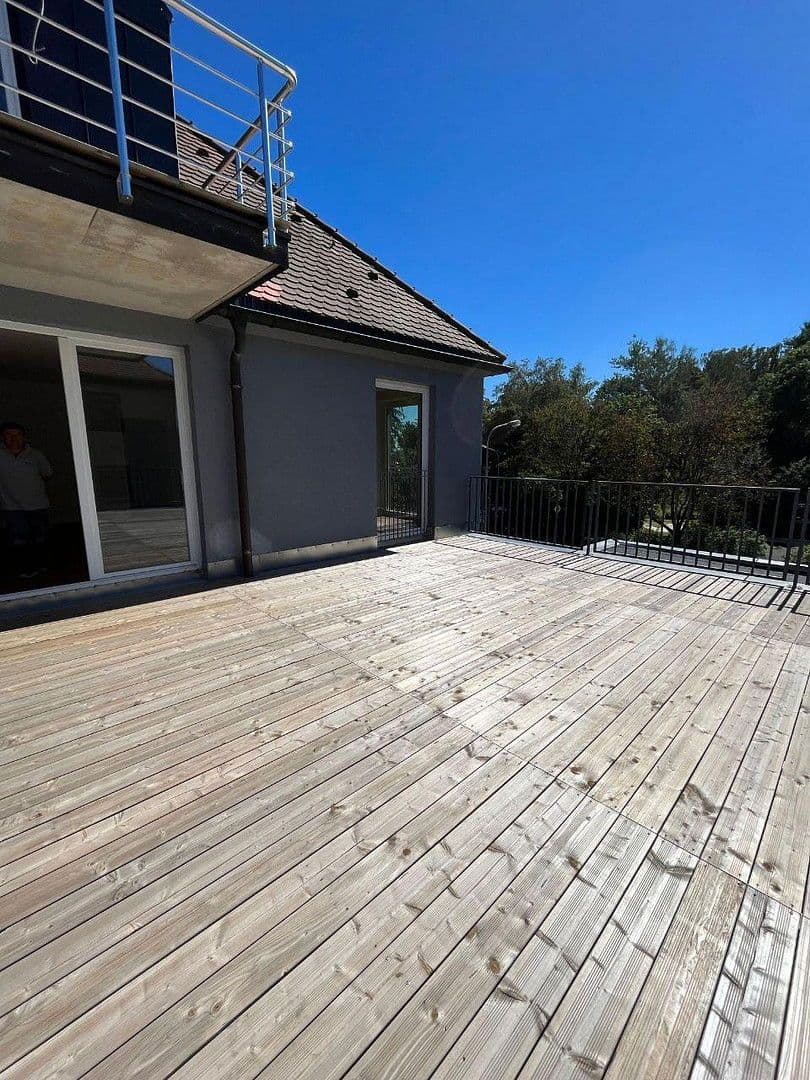 Pronájem bytu 4+1 107 m², Christian-Höfer-Ring 50, Žleby, Bavorsko Pronájem bytu 4+1 107 m², Christian-Höfer-Ring 50, Žleby, Bavorsko