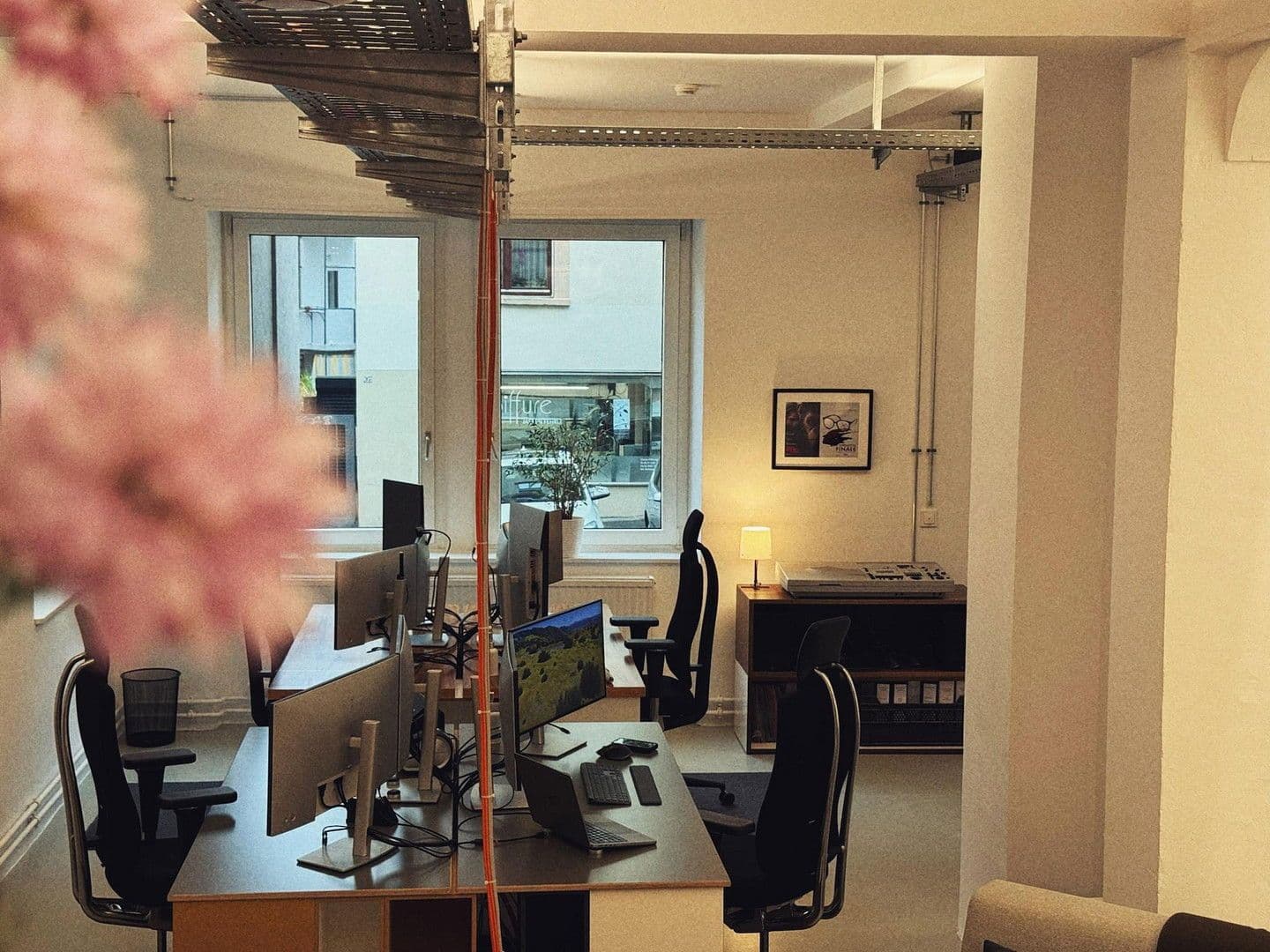 Pronájem kanceláře 135 m², Stuttgart, Bádensko-Württembersko Pronájem kanceláře 135 m², Stuttgart, Bádensko-Württembersko