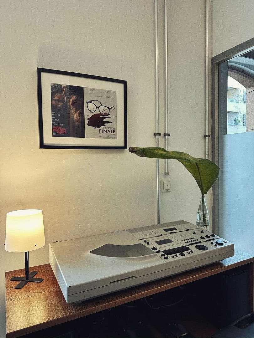 Pronájem kanceláře 135 m², Stuttgart, Bádensko-Württembersko Pronájem kanceláře 135 m², Stuttgart, Bádensko-Württembersko