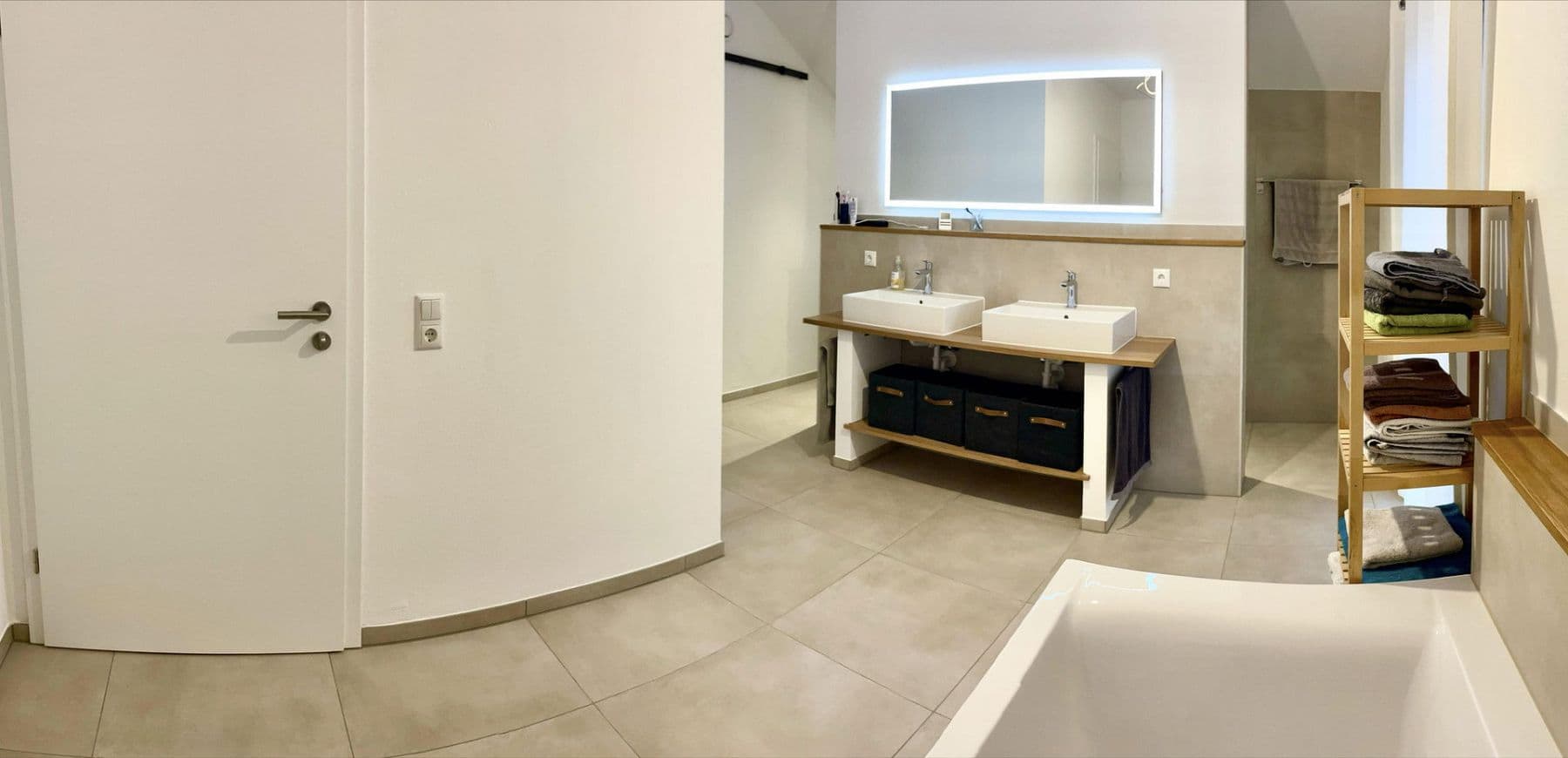 Prodej domu 183 m², pozemek 550 m², Kaffeeberg 12, Auenwald, Bádensko-Württembersko Prodej domu 183 m², pozemek 550 m², Kaffeeberg 12, Auenwald, Bádensko-Württembersko