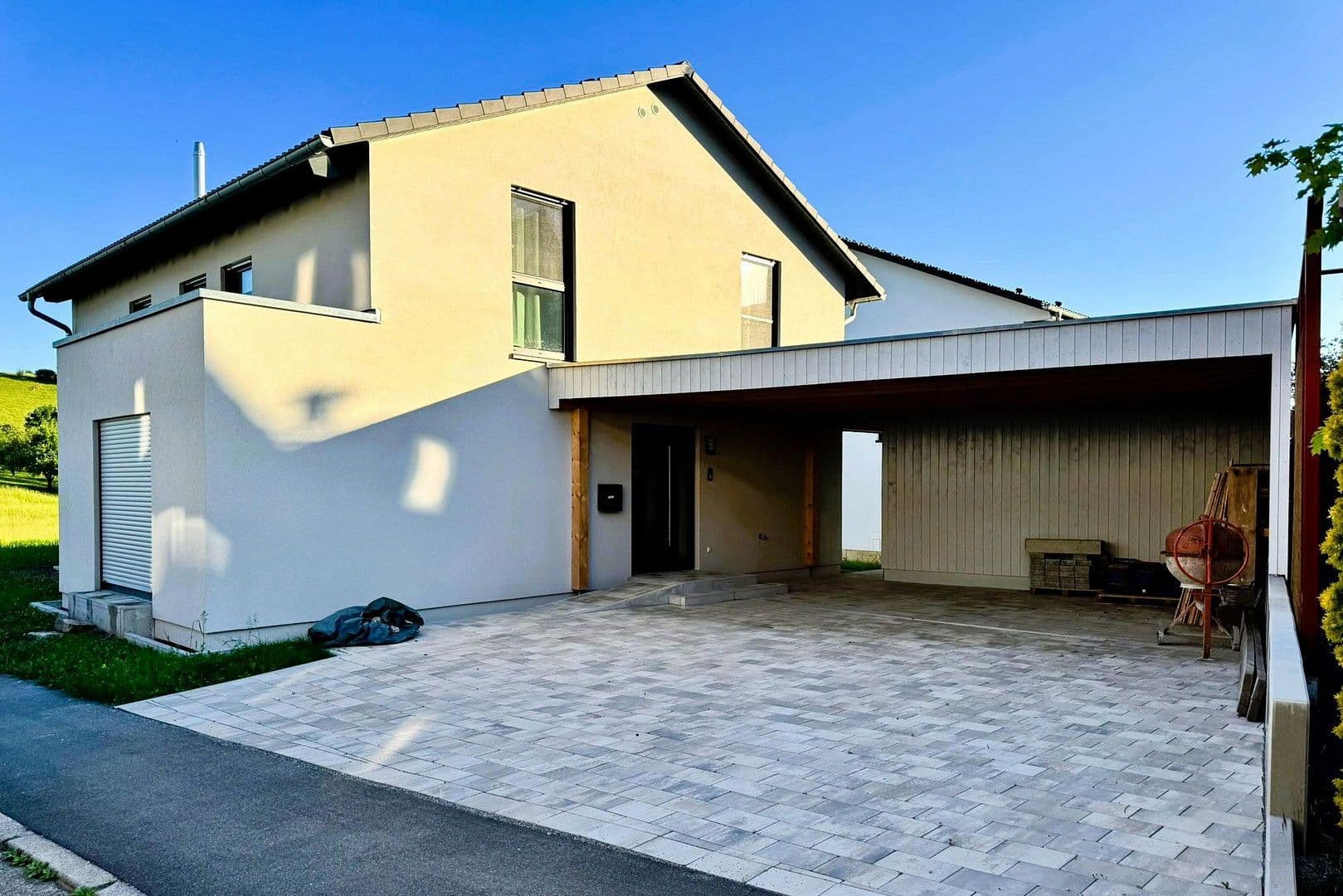 Prodej domu 183 m², pozemek 550 m², Kaffeeberg 12, Auenwald, Bádensko-Württembersko Prodej domu 183 m², pozemek 550 m², Kaffeeberg 12, Auenwald, Bádensko-Württembersko