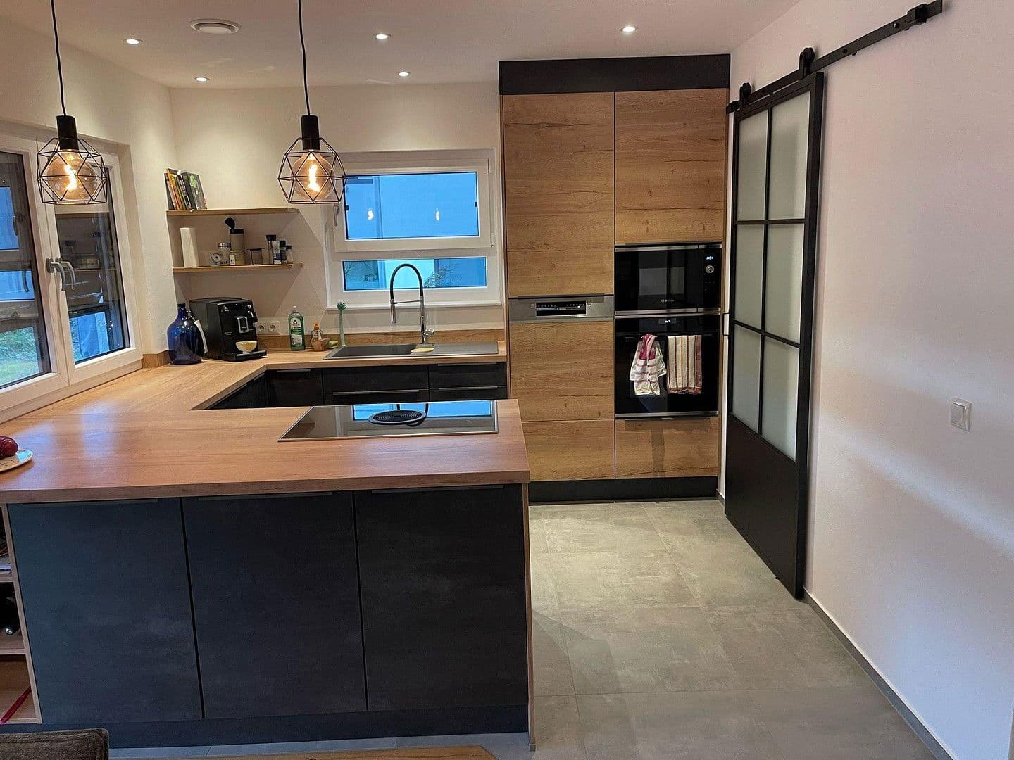 Prodej domu 183 m², pozemek 550 m², Kaffeeberg 12, Auenwald, Bádensko-Württembersko Prodej domu 183 m², pozemek 550 m², Kaffeeberg 12, Auenwald, Bádensko-Württembersko