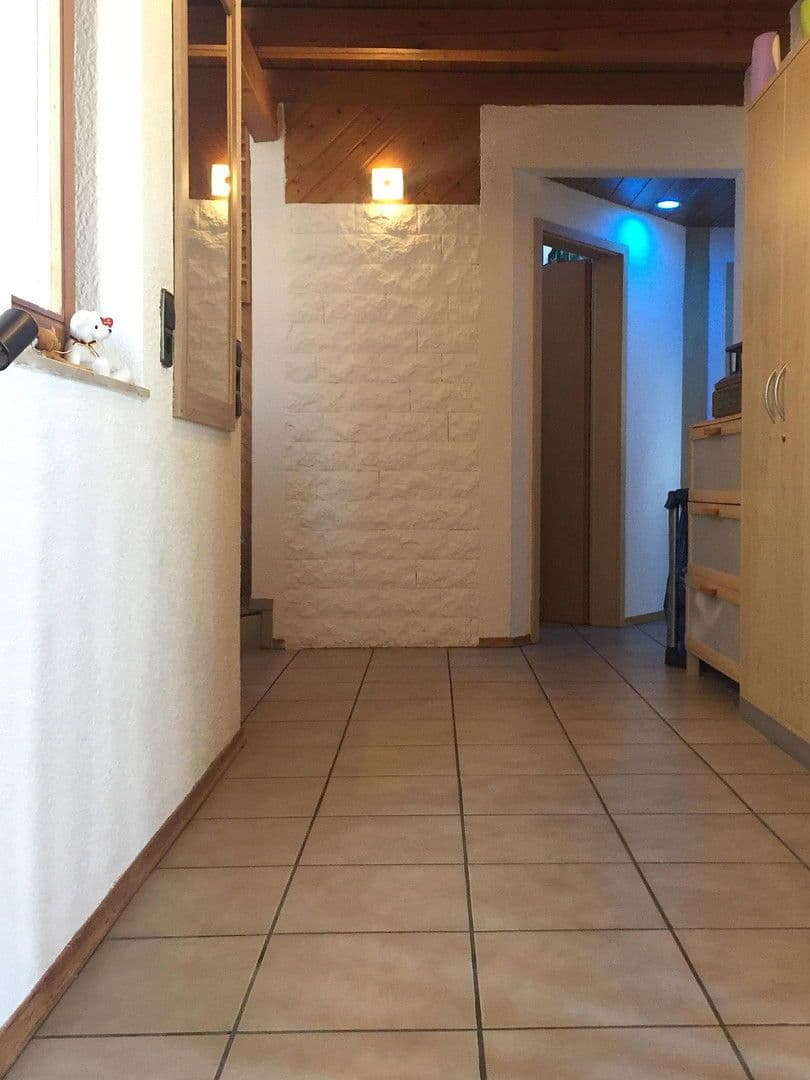 Prodej domu 243 m², pozemek 369 m², Mutterstadt, Porýní-Falc Prodej domu 243 m², pozemek 369 m², Mutterstadt, Porýní-Falc