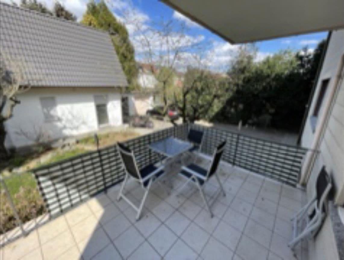 Prodej domu 320 m², pozemek 694 m², Frankfurt, Hessen Prodej domu 320 m², pozemek 694 m², Frankfurt, Hessen