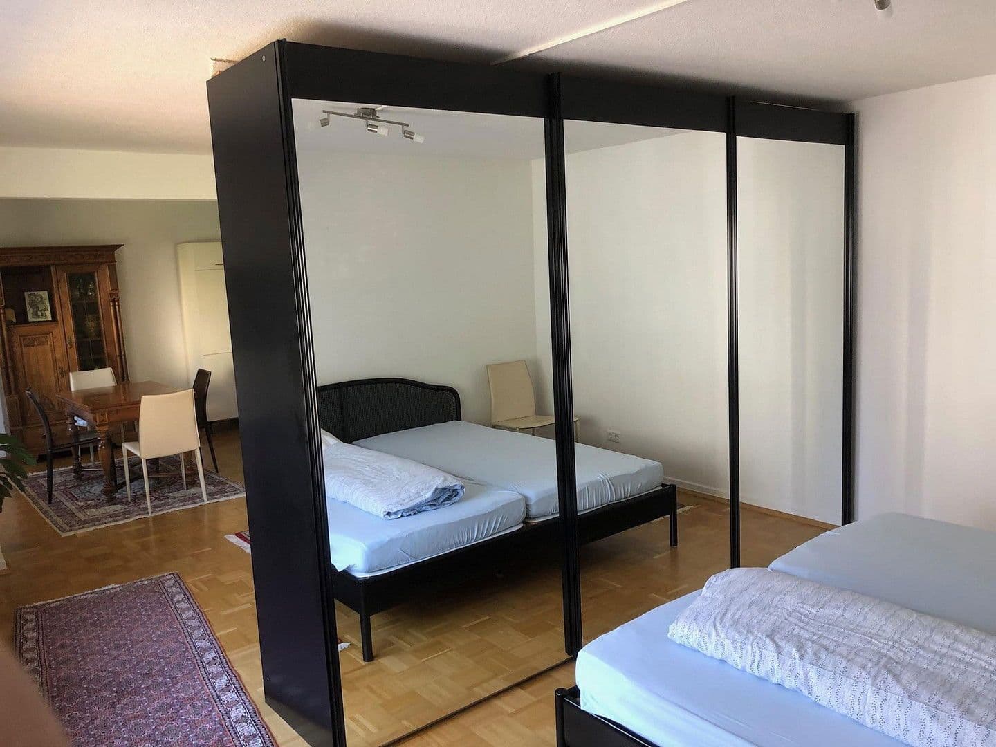 Prodej domu 320 m², pozemek 694 m², Frankfurt, Hessen Prodej domu 320 m², pozemek 694 m², Frankfurt, Hessen