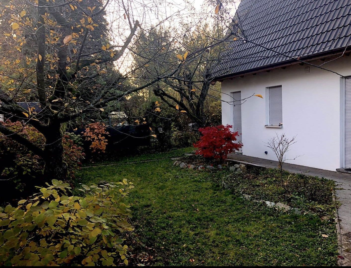 Prodej domu 320 m², pozemek 694 m², Frankfurt, Hessen Prodej domu 320 m², pozemek 694 m², Frankfurt, Hessen