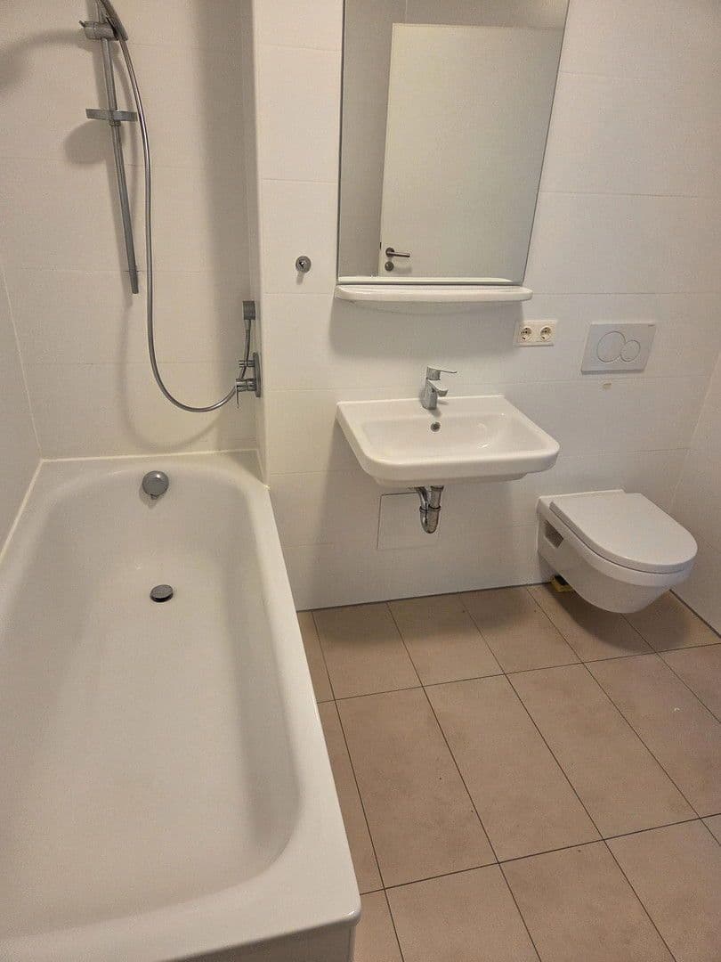 Prodej bytu 2+1 52 m², Margarethe-Selenka-Straße 16, München, Bavorsko Prodej bytu 2+1 52 m², Margarethe-Selenka-Straße 16, München, Bavorsko