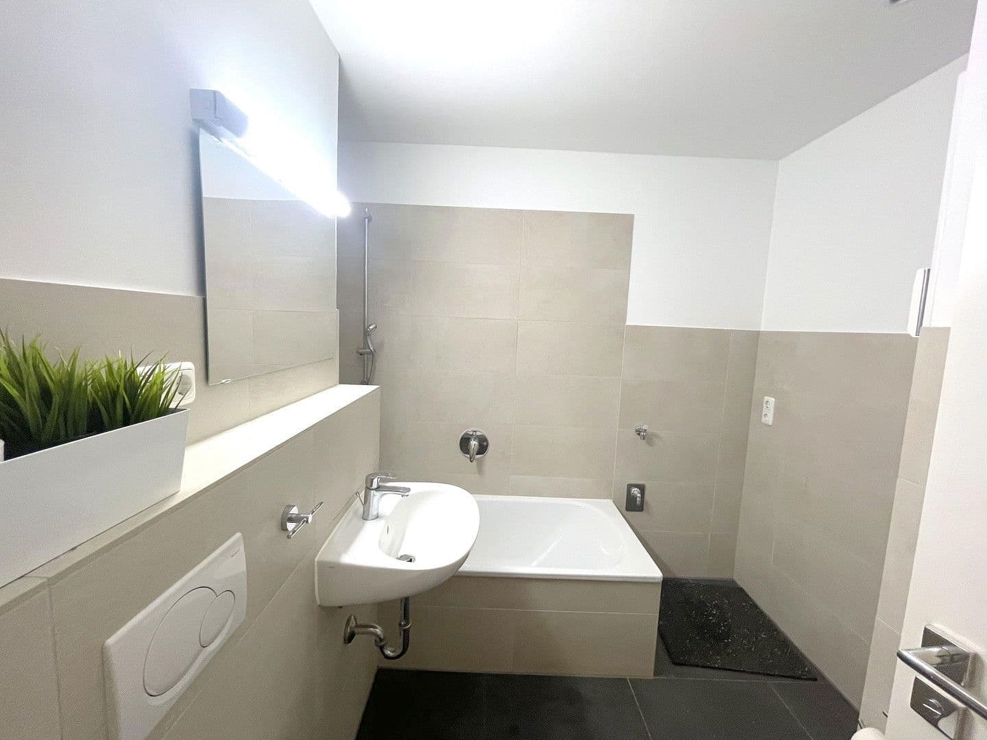 Pronájem bytu 1+1 15 m², Blumenauerstasse, München, Bavorsko Pronájem bytu 1+1 15 m², Blumenauerstasse, München, Bavorsko