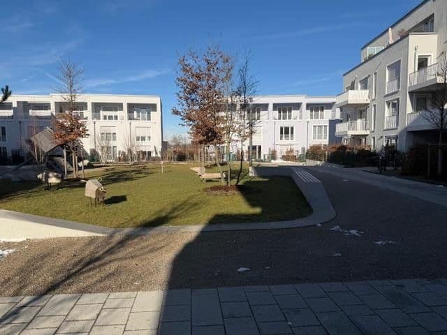 Pronájem bytu 3+1 83 m², Leinweberweg 45, München, Bavorsko Pronájem bytu 3+1 83 m², Leinweberweg 45, München, Bavorsko