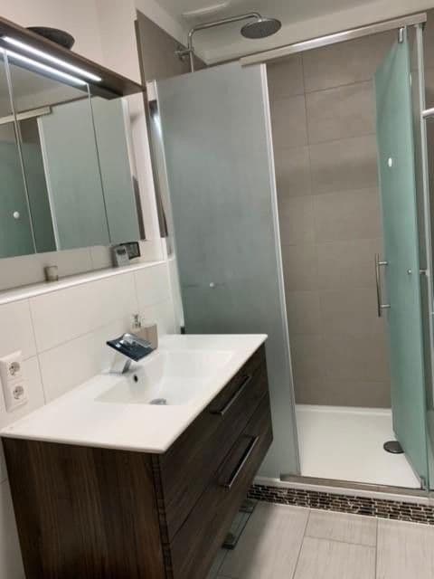 Pronájem domu 120 m², pozemek 200 m², Karl-Klee-Weg 00, Frankfurt am Main, Hessen Pronájem domu 120 m², pozemek 200 m², Karl-Klee-Weg 00, Frankfurt am Main, Hessen