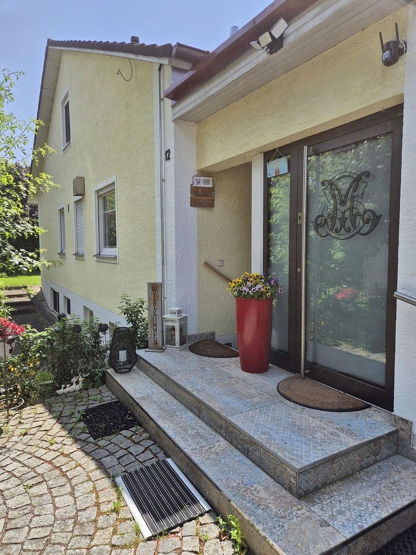Prodej domu 253 m², pozemek 998 m², Untermeitingen, Bavorsko Prodej domu 253 m², pozemek 998 m², Untermeitingen, Bavorsko